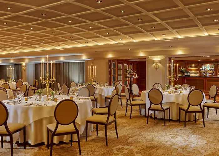 Killarney Avenue Hotel